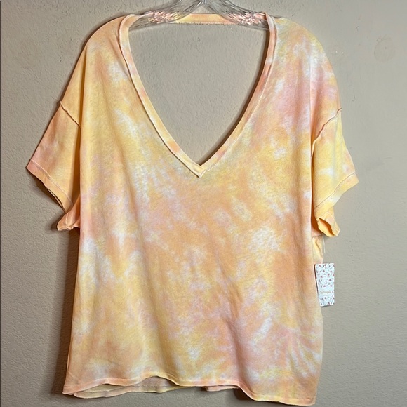 Free People Medium Camiseta All Mine Tie Dye Orange Yellow Boxy Short Sleeve NWT - Picture 3 of 16